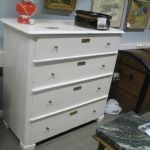 477 6300 CHEST OF DRAWERS